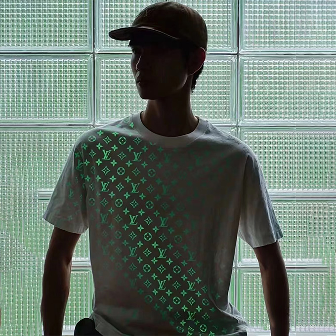 louis vuitton luminous all over monogram short sleeve t-shirt